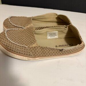 Bearpaw Canvas Shoes Women's Size 9